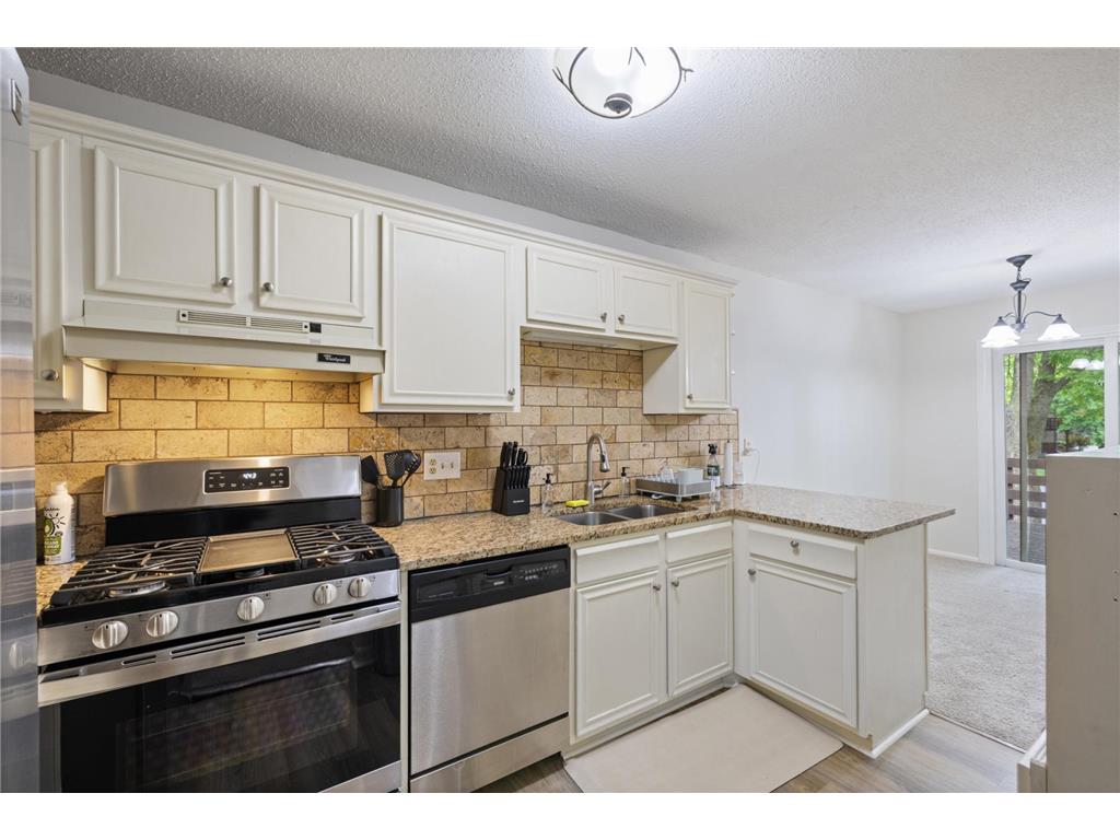 9619 Ensign Circle Bloomington MN 55438 7053489 image11