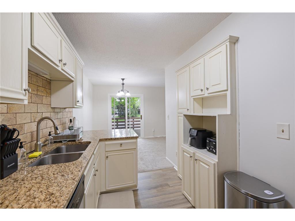 9619 Ensign Circle Bloomington MN 55438 7053489 image12