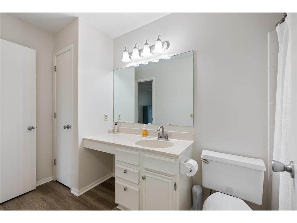 9619 Ensign Circle Bloomington MN 55438 7053489 image18