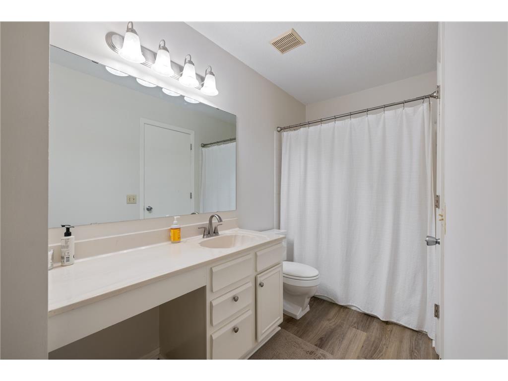 9619 Ensign Circle Bloomington MN 55438 7053489 image19