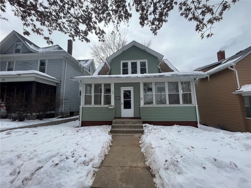 962 5th Street E Saint Paul MN 55106 6326199 image1