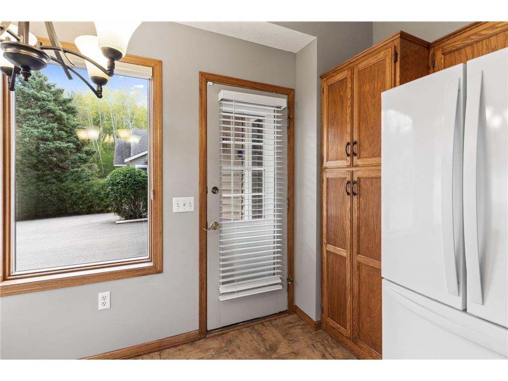 962 Stratford Lane W Burnsville MN 55337 7065918 image16