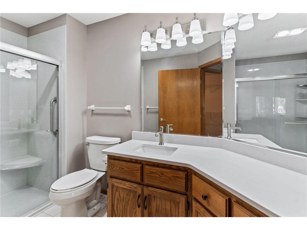962 Stratford Lane W Burnsville MN 55337 7065918 image21