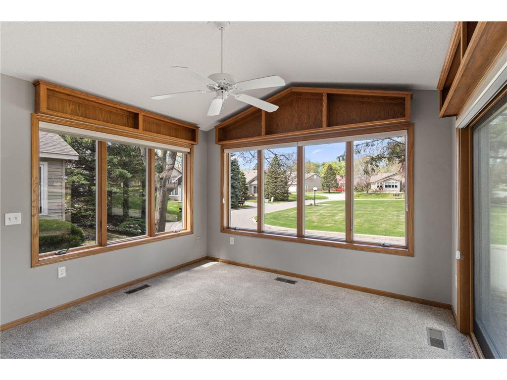 962 Stratford Lane W Burnsville MN 55337 7065918 image25