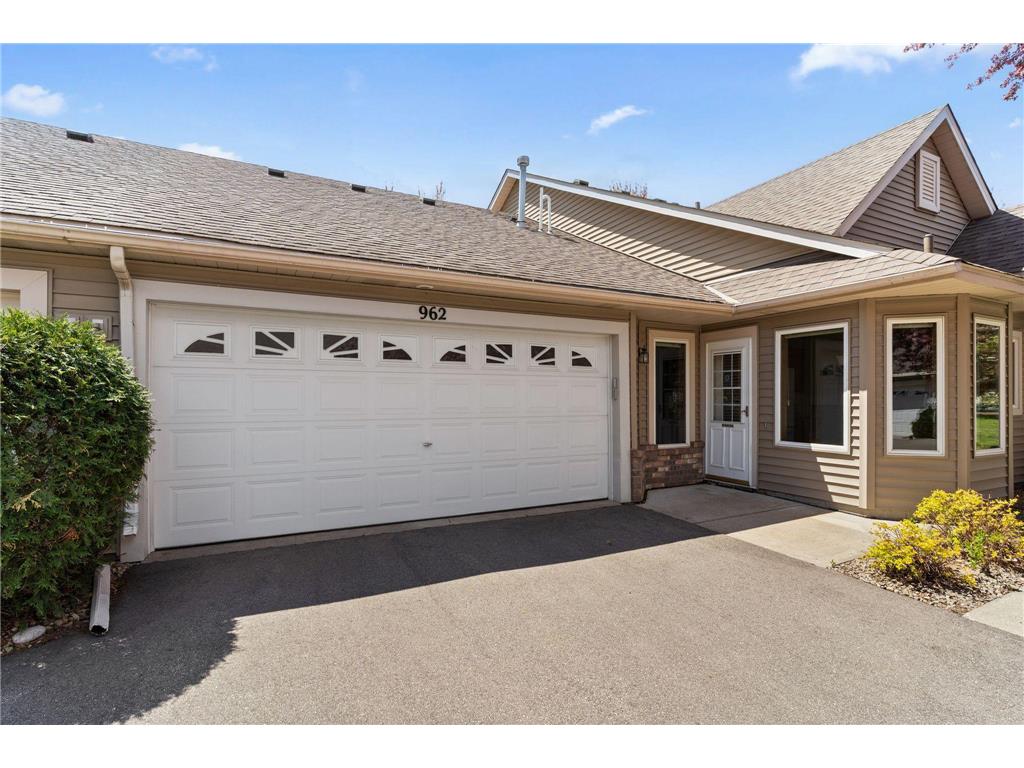 962 Stratford Lane W Burnsville MN 55337 7065918 image30