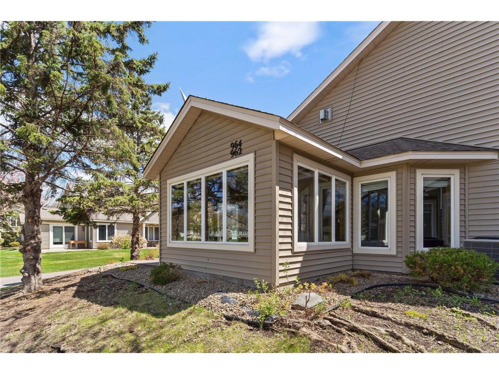 962 Stratford Lane W Burnsville MN 55337 7065918 image35