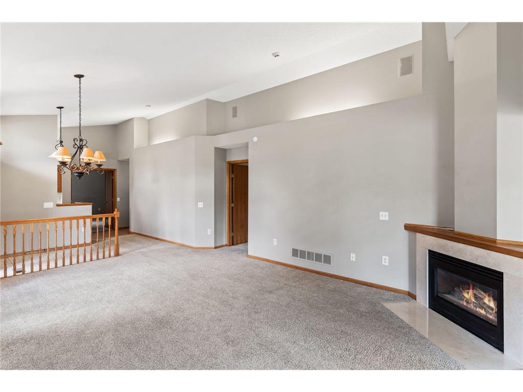 962 Stratford Lane W Burnsville MN 55337 7065918 image6