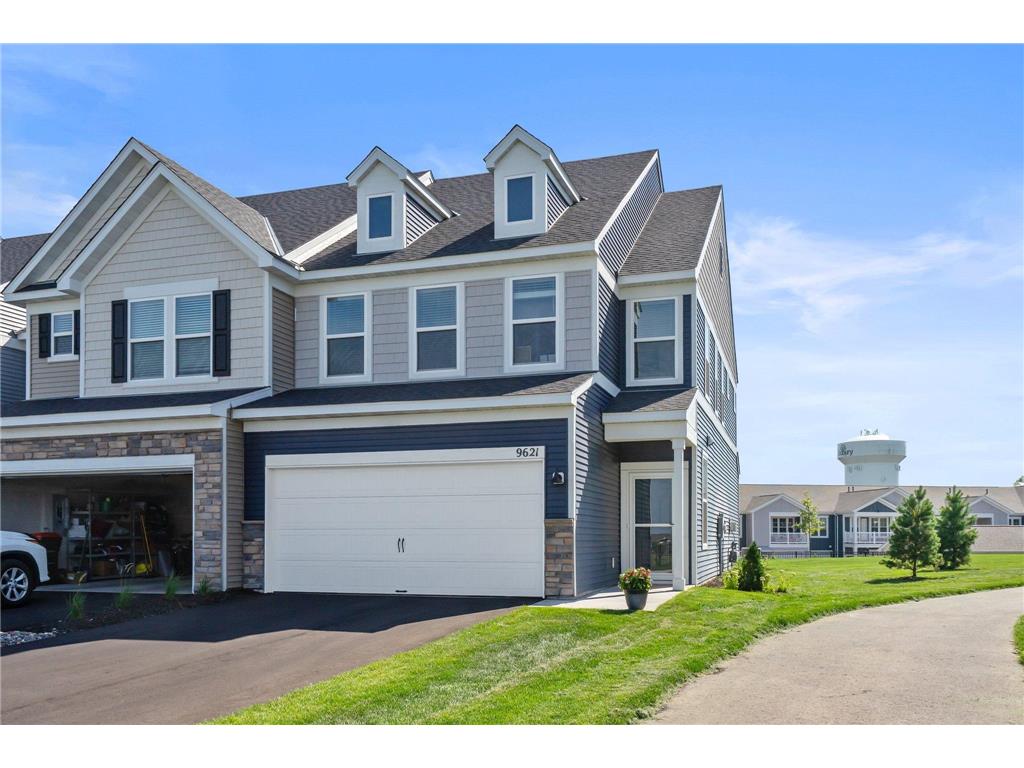 9621 4th Street Lane N Lake Elmo MN 55042 7051697 image1