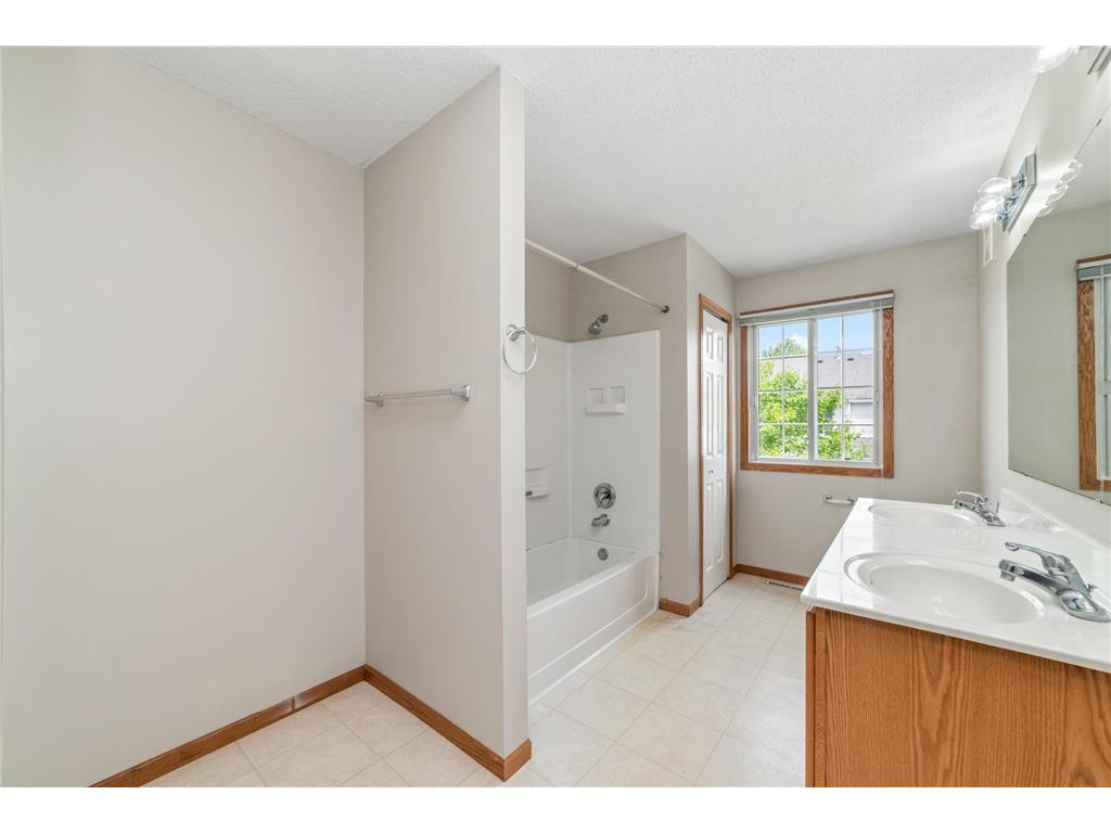 9624 Peony Lane N Maple Grove MN 55311 7065664 image23