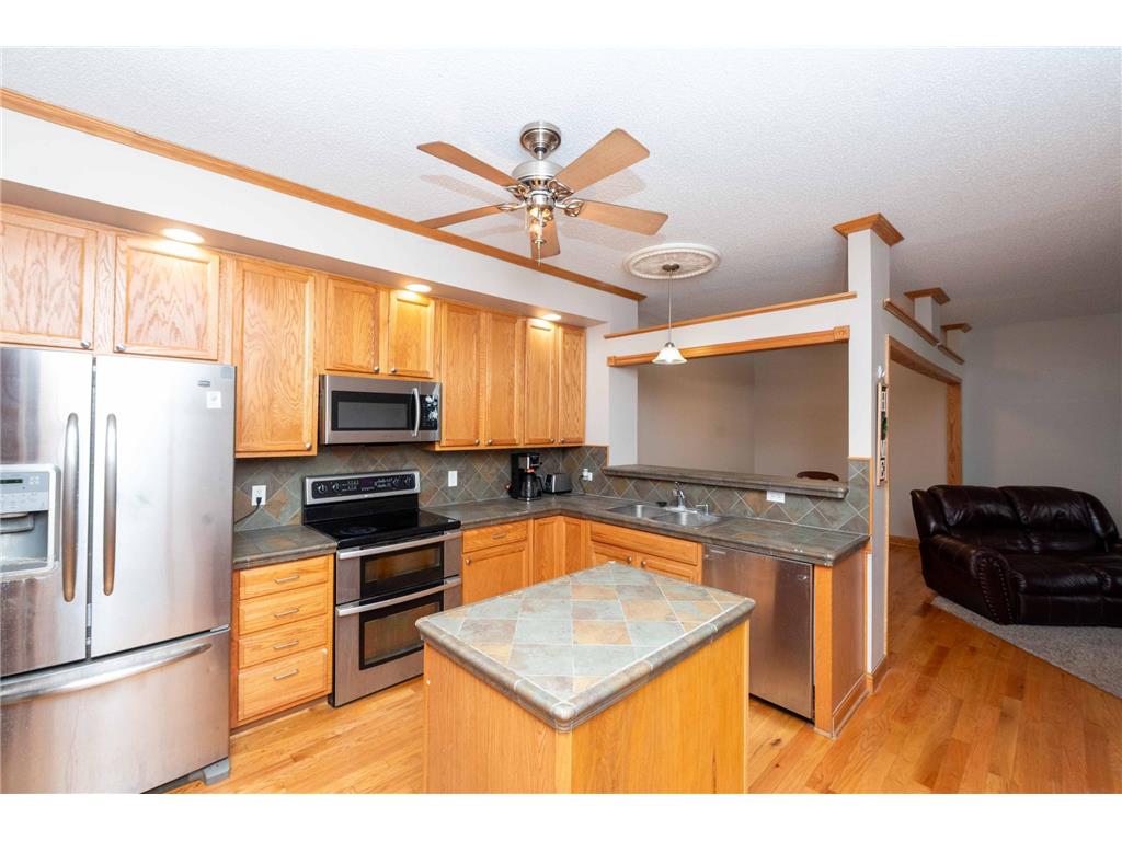9624 Peony Lane N Maple Grove MN 55311 7065664 image9