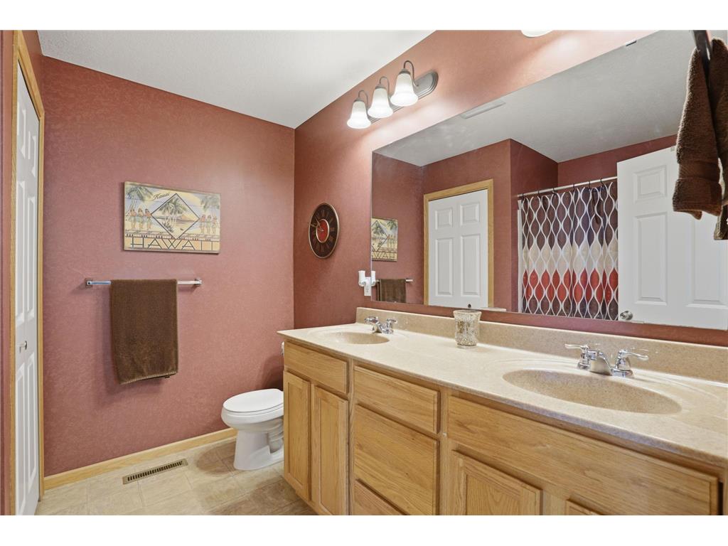 9624 Scott Lane N Brooklyn Park MN 55443 7097853 image24