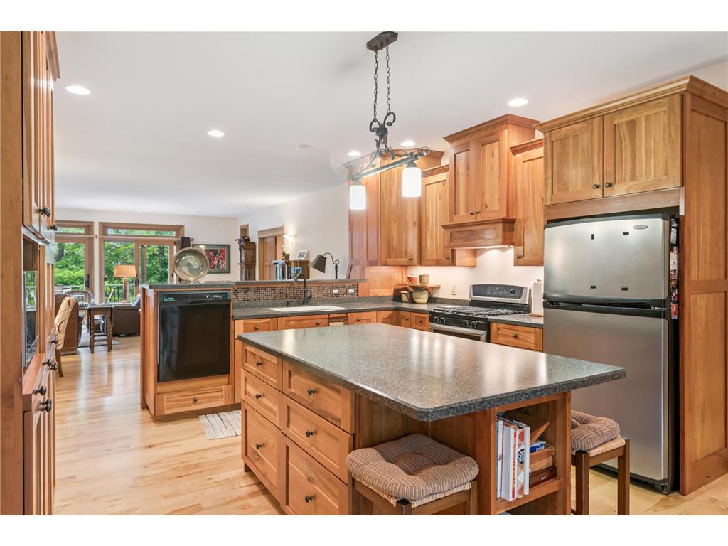 9625 Buskey Bay Drive Iron River WI 54847 - BUSKEY BAY 6789655 image6