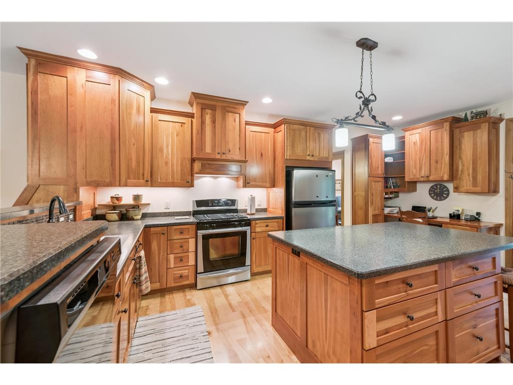 9625 Buskey Bay Drive Iron River WI 54847 - BUSKEY BAY 6789655 image7