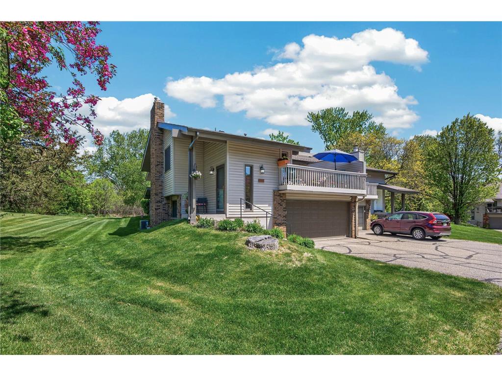 9625 Hampshire Lane Eden Prairie MN 55347 7069333 image1