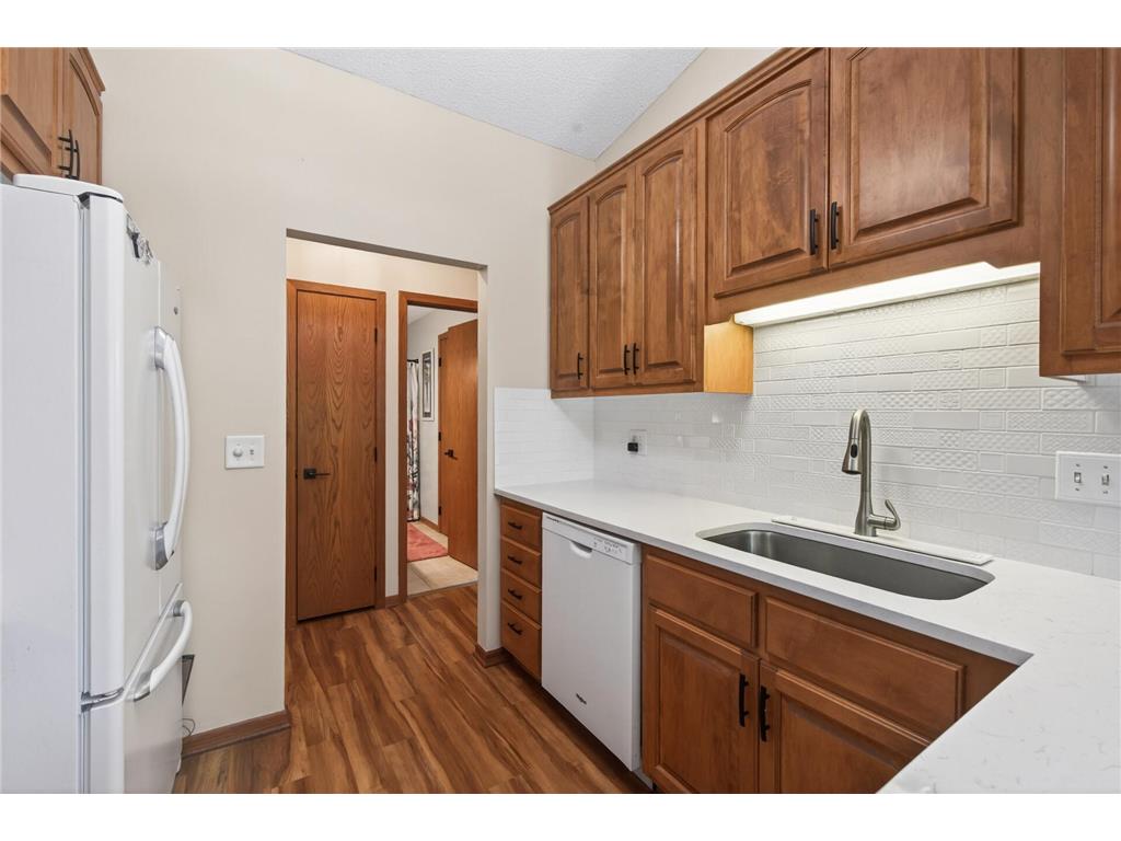 9625 Hampshire Lane Eden Prairie MN 55347 7069333 image15