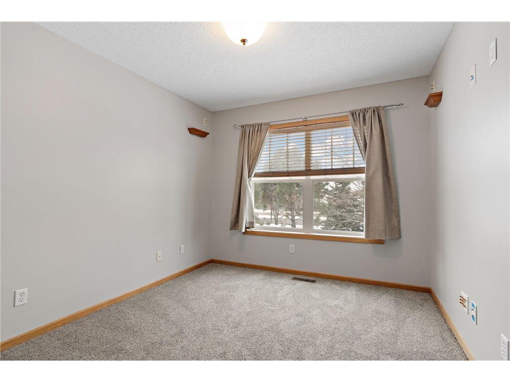 9625 Linden Lane N Brooklyn Park MN 55443 6823447 image11