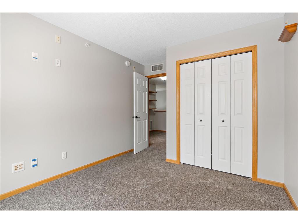 9625 Linden Lane N Brooklyn Park MN 55443 6823447 image12