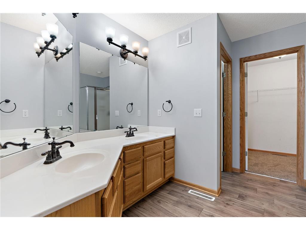 9625 Linden Lane N Brooklyn Park MN 55443 6823447 image16