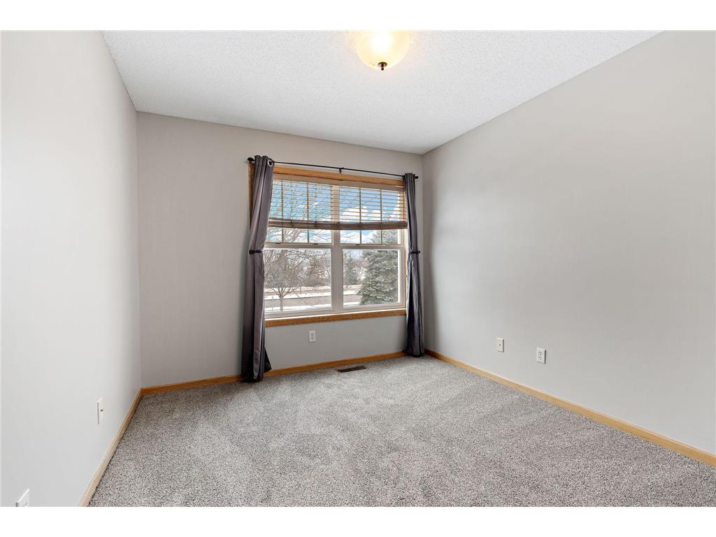 9625 Linden Lane N Brooklyn Park MN 55443 6823447 image7