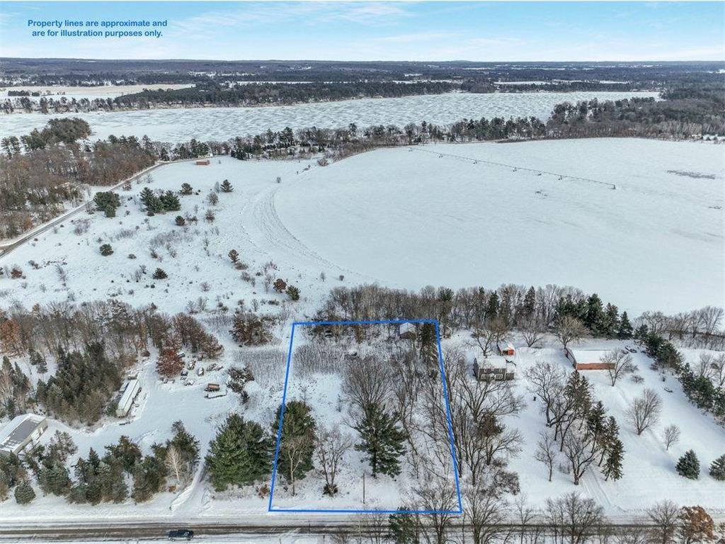 963 23rd Street Prairie Lake Twp WI 54728 7008001 image1