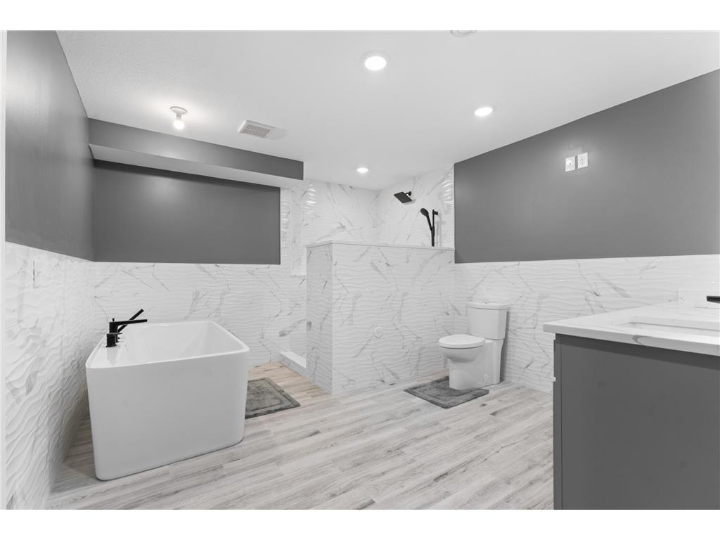 963 Golfview Avenue Zumbrota MN 55992 6820581 image10