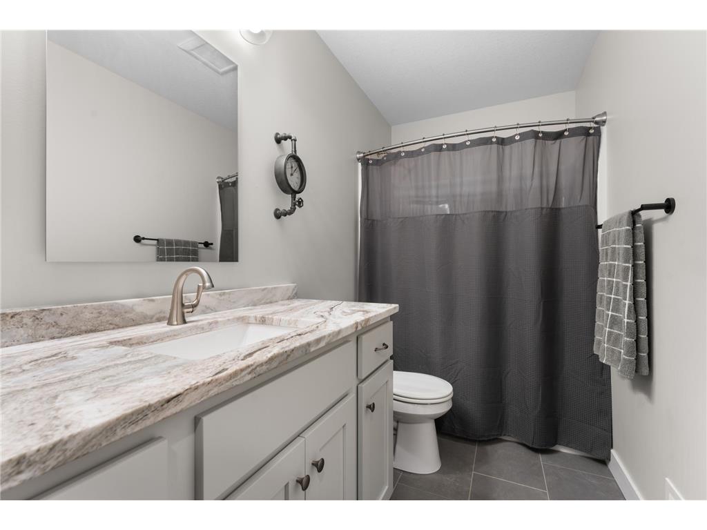 963 Golfview Avenue Zumbrota MN 55992 6820581 image20