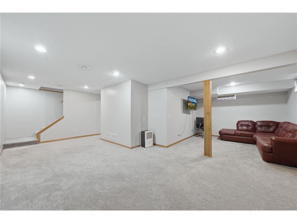 9643 Polaris Lane N Maple Grove MN 55369 7100170 image22