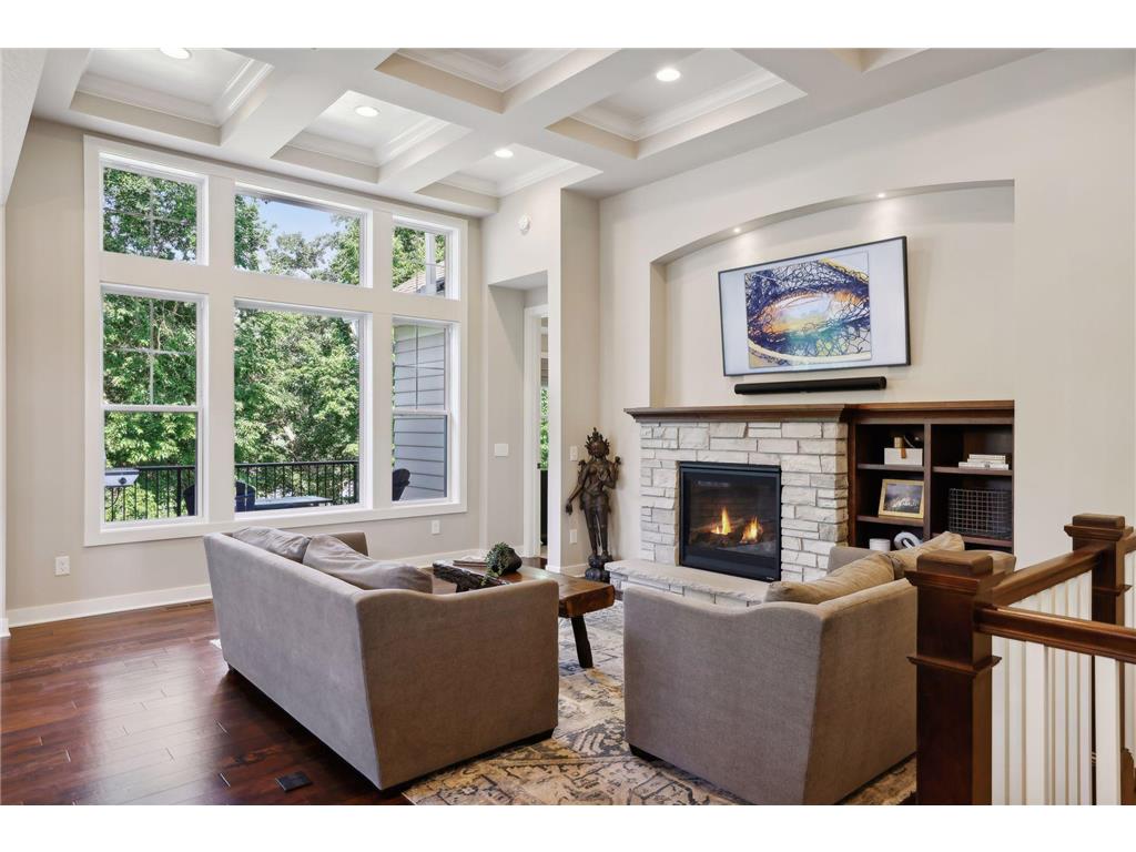 9644 Iron Horse Road Woodbury MN 55129 6567429 image1