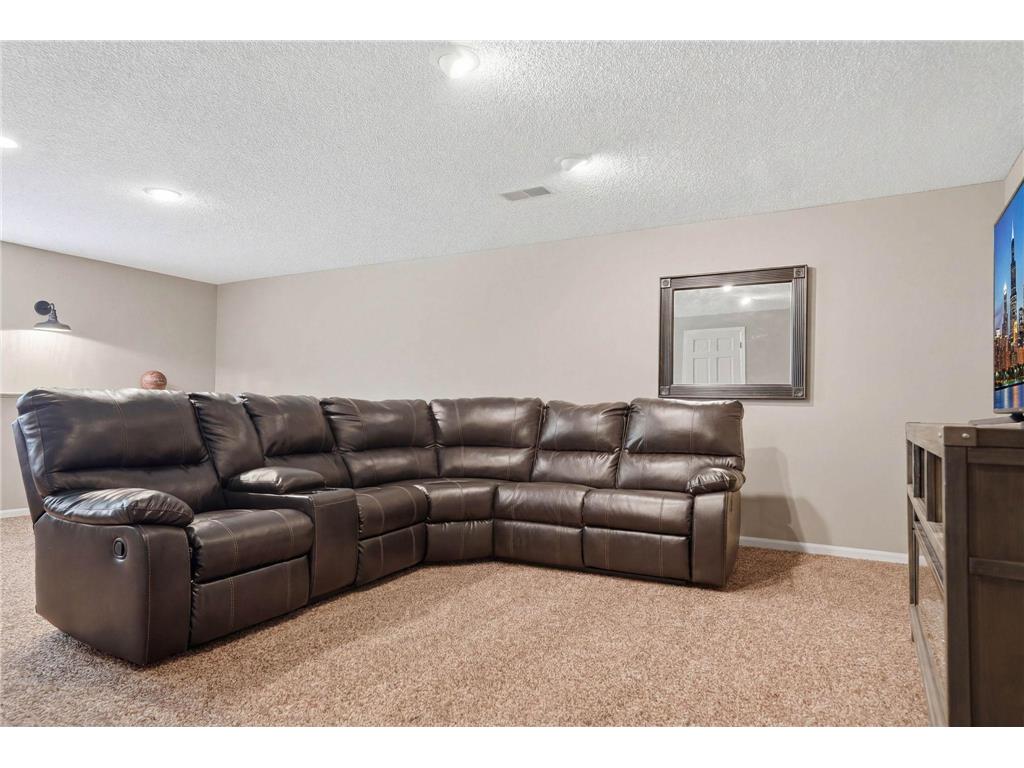 9644 Tree Farm Road Eden Prairie MN 55347 7075489 image44