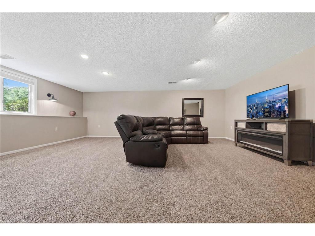 9644 Tree Farm Road Eden Prairie MN 55347 7075489 image46