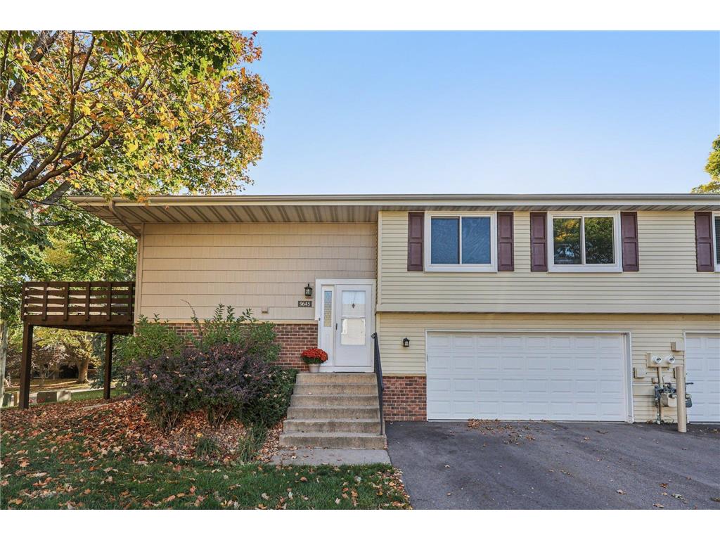 9645 Ensign Circle Bloomington MN 55438 6793760 image1