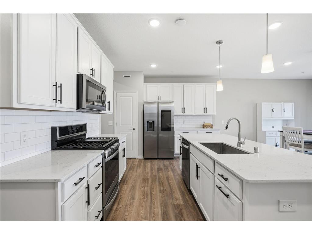 9648 4th Street N Lake Elmo MN 55042 7074808 image1