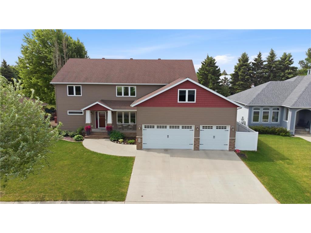 965 18th Avenue Circle N Moorhead MN 56560 7090220 image1