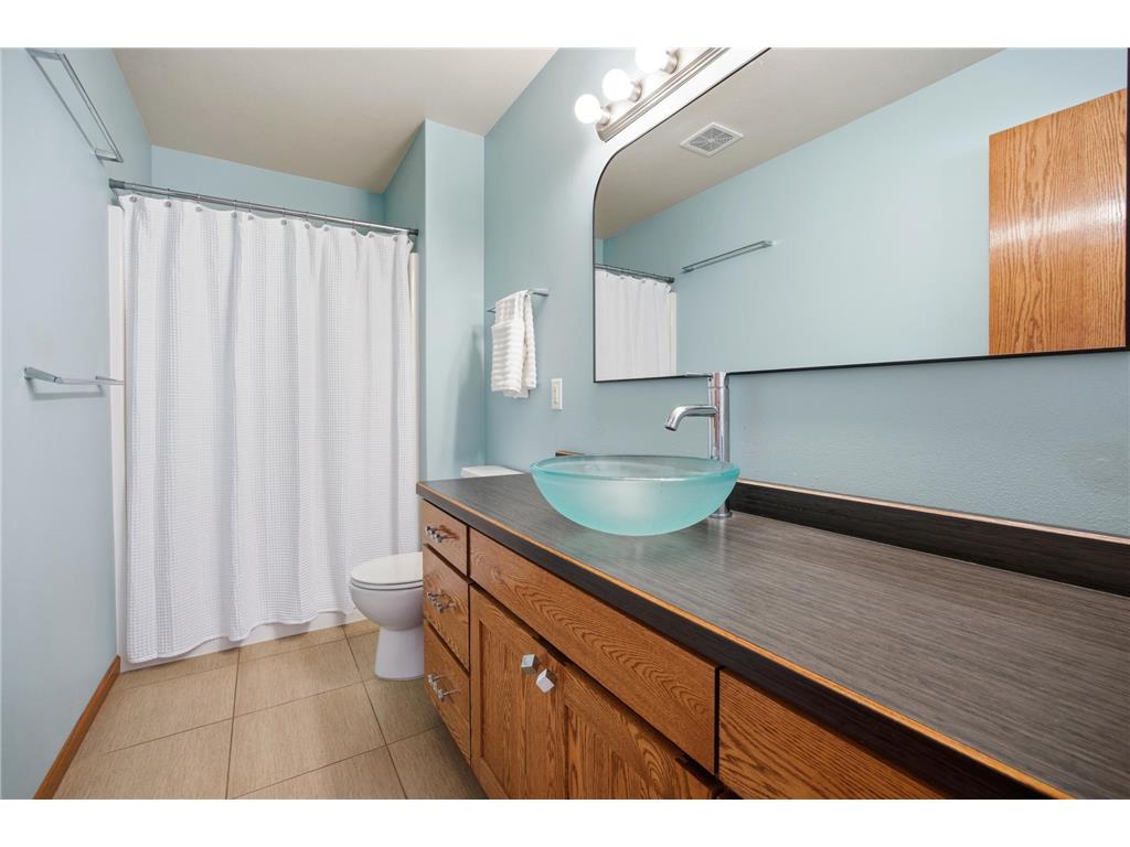 965 18th Avenue Circle N Moorhead MN 56560 7090220 image40
