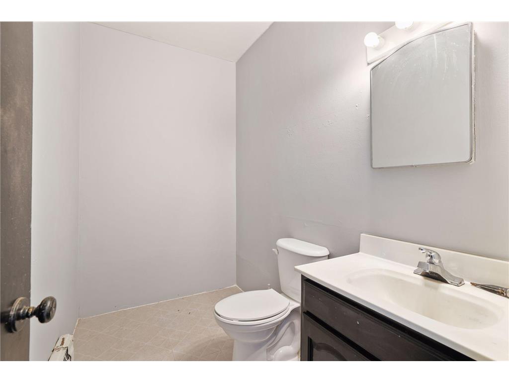 965 7th Street W Saint Paul MN 55102 7090969 image22