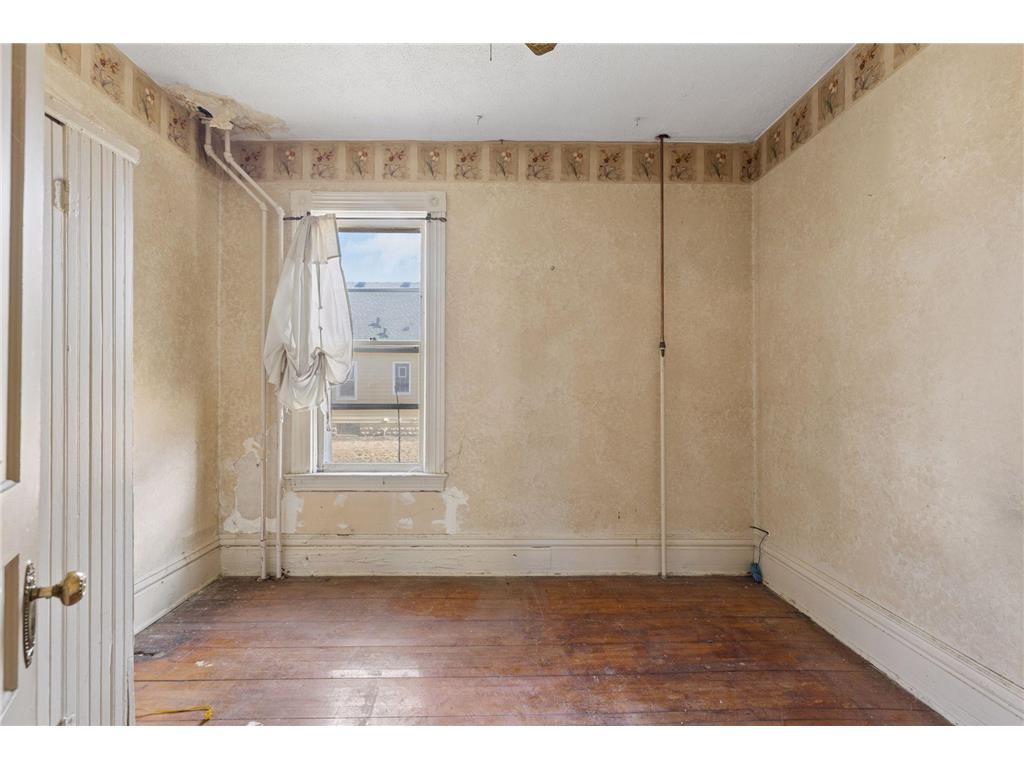 965 E Fremont Avenue Saint Paul MN 55106 7036928 image6