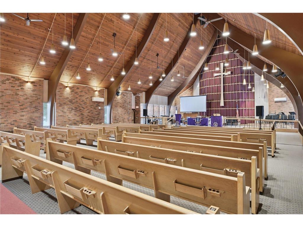 965 Larpenteur Avenue W Roseville MN 55113 7034910 image12