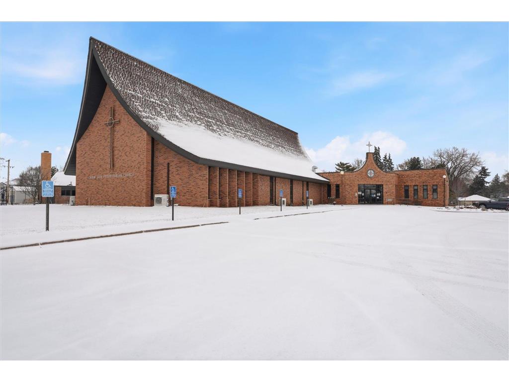 965 Larpenteur Avenue W Roseville MN 55113 7034910 image2