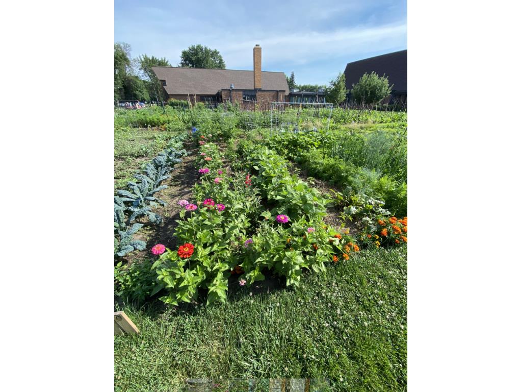 965 Larpenteur Avenue W Roseville MN 55113 7034910 image24