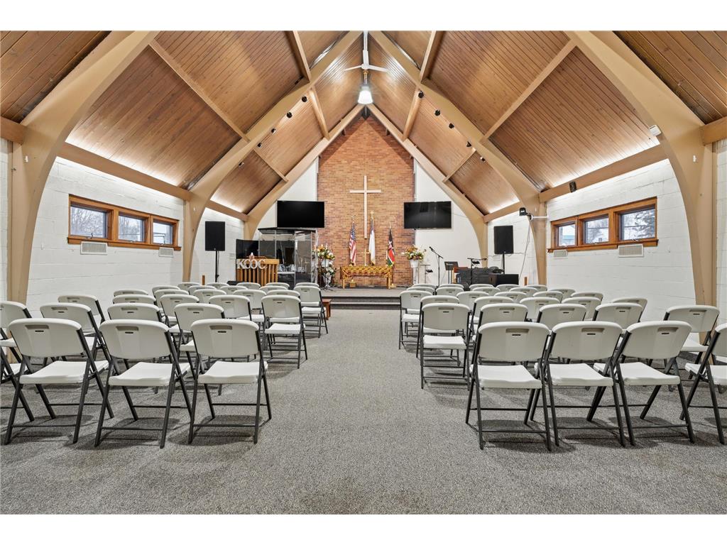 965 Larpenteur Avenue W Roseville MN 55113 7034910 image28