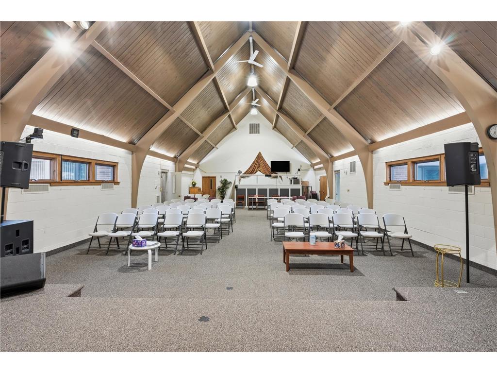 965 Larpenteur Avenue W Roseville MN 55113 7034910 image29