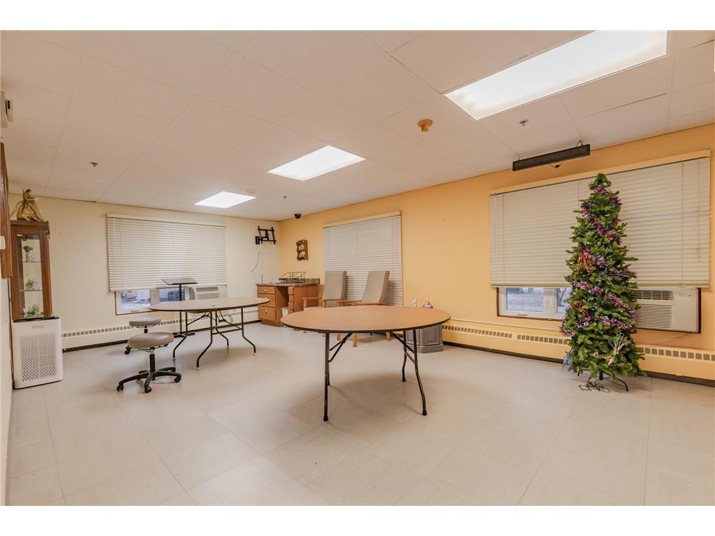 965 Mcmillan Street Worthington MN 56187 6596949 image12