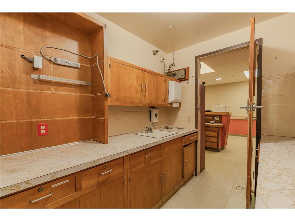 965 Mcmillan Street Worthington MN 56187 6596949 image20