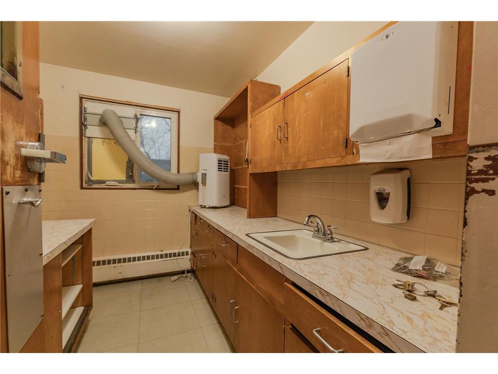 965 Mcmillan Street Worthington MN 56187 6596949 image21