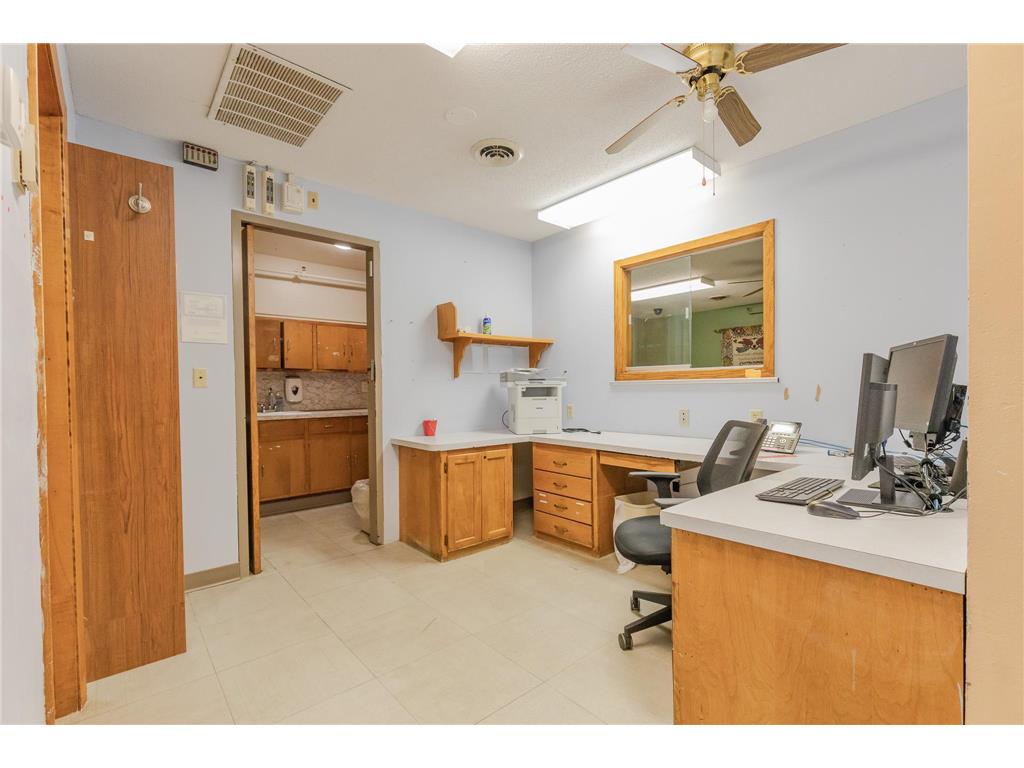 965 Mcmillan Street Worthington MN 56187 6596949 image28