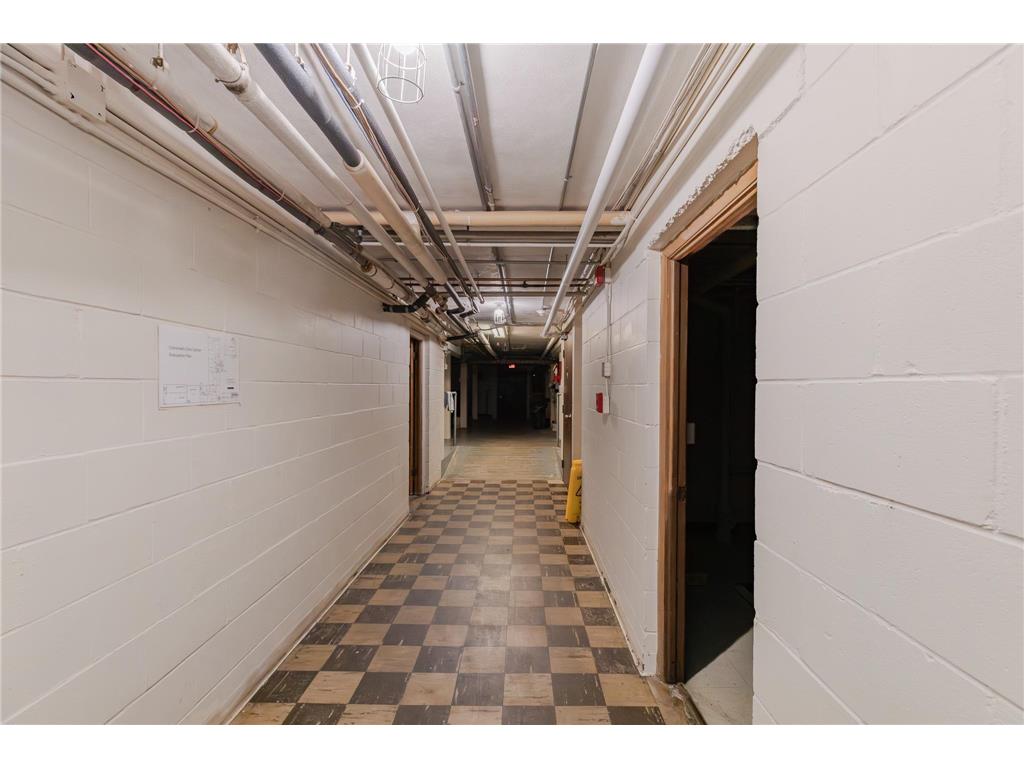 965 Mcmillan Street Worthington MN 56187 6596949 image43