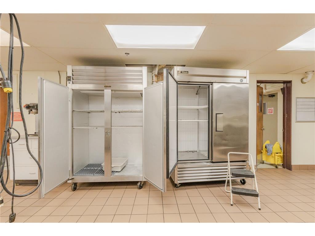 965 Mcmillan Street Worthington MN 56187 6596949 image46