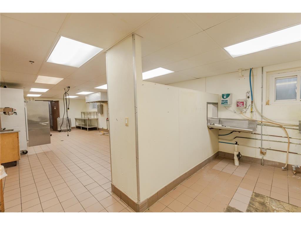 965 Mcmillan Street Worthington MN 56187 6596949 image48