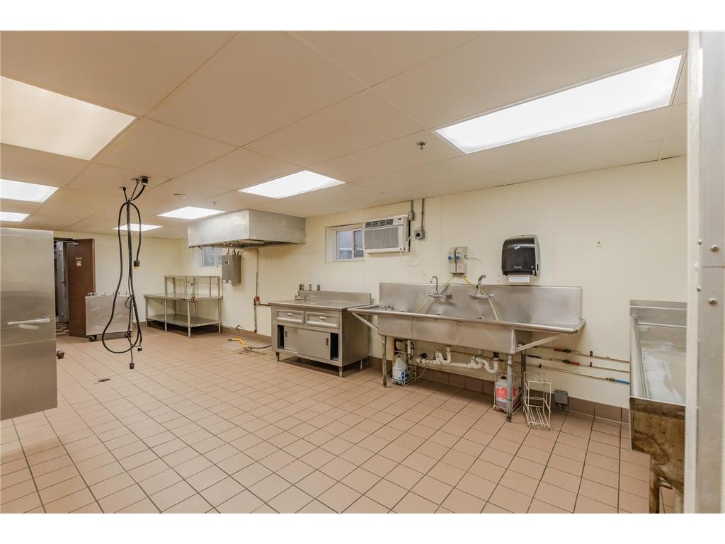 965 Mcmillan Street Worthington MN 56187 6596949 image49