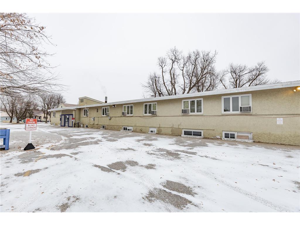 965 Mcmillan Street Worthington MN 56187 6596949 image76